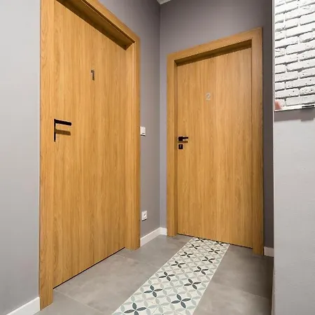 Z Ogródkiem I Garażem * Poznań