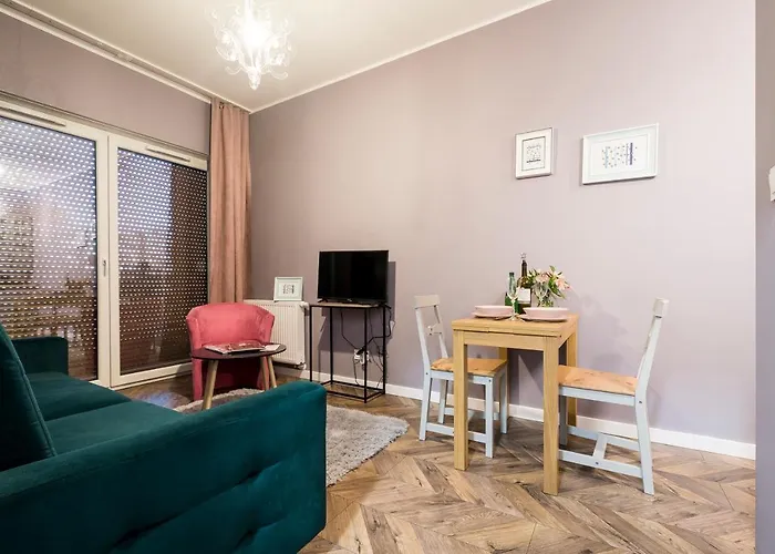 Apartmán Z Ogrodkiem I Garazem *