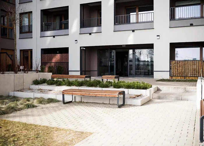 Z Ogrodkiem I Garazem Apartmán