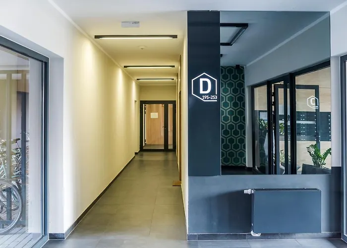 Z Ogrodkiem I Garazem Apartmán *