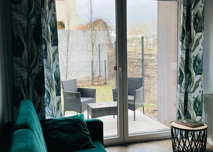 Apartmán Z Ogrodkiem I Garazem