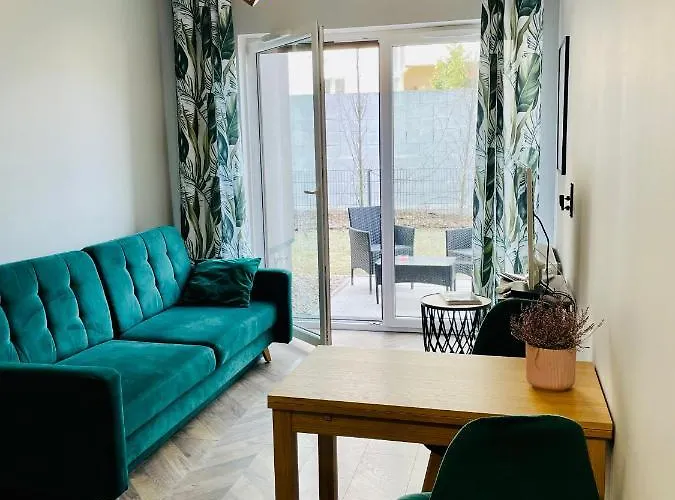 Apartmán Z Ogrodkiem I Garazem *