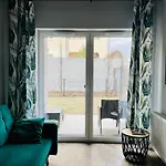 Appartement Z Ogrodkiem I Garazem *