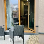 Apartment Z Ogrodkiem I Garazem Posen