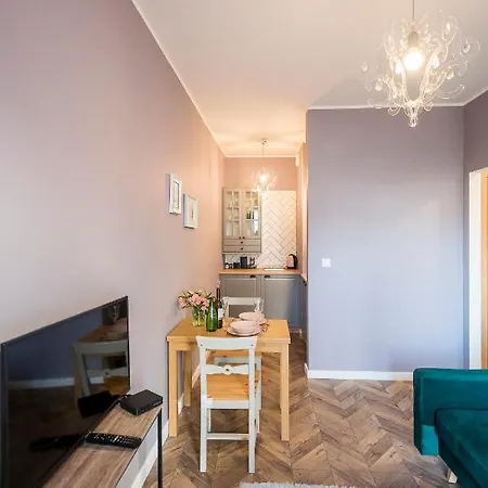 Appartement Z Ogrodkiem I Garazem *