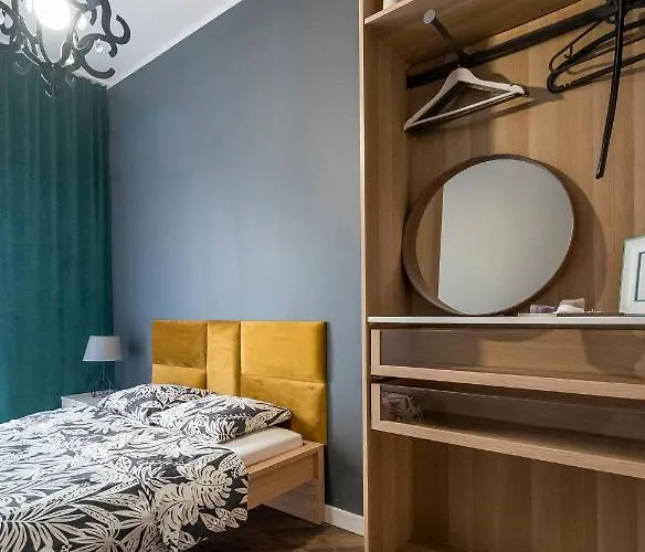 Apartment Z Ogrodkiem I Garazem *