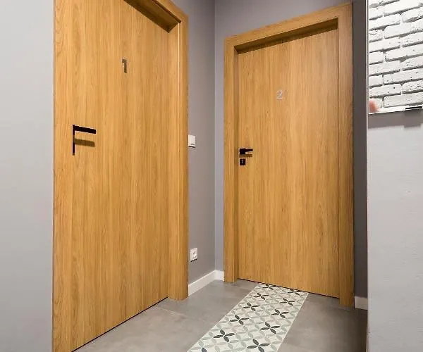 Z Ogrodkiem I Garazem * Poznań