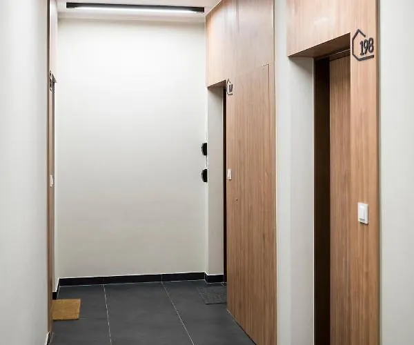 Z Ogrodkiem I Garazem * Poznań