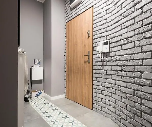 Apartment Z Ogrodkiem I Garazem