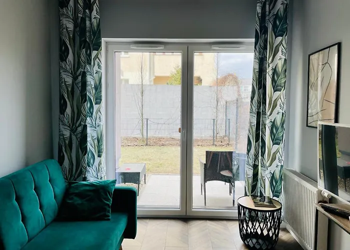 Lägenhet Z Ogrodkiem I Garazem *